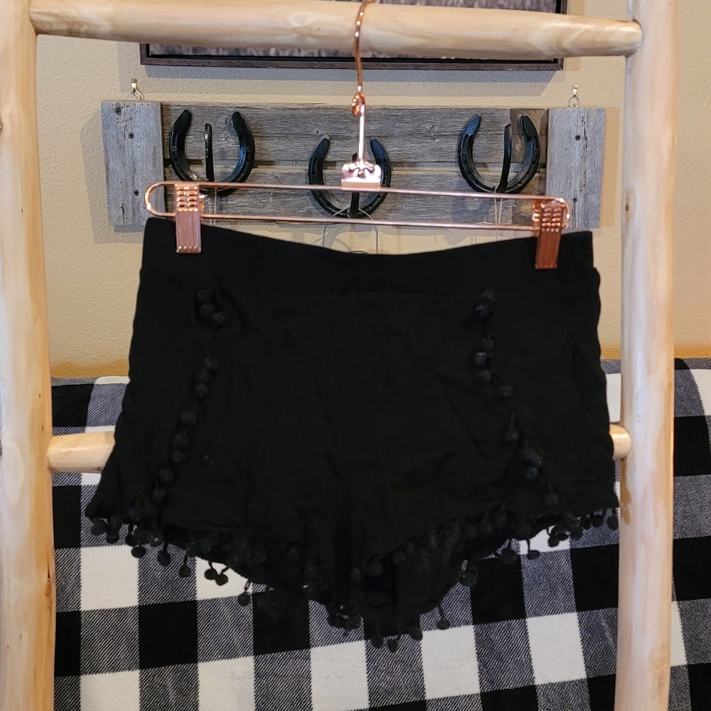 Girls Adam Levine size Medium black gauze shorts